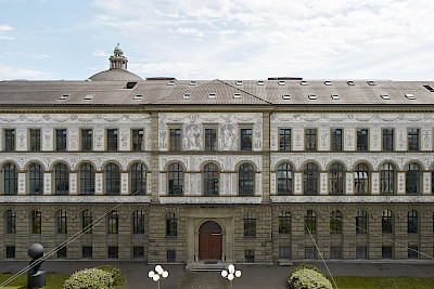 Public Tours: Ein Kunstrundgang