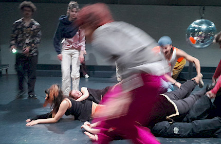 Jugendclubs – Theater von und mit der Jugend