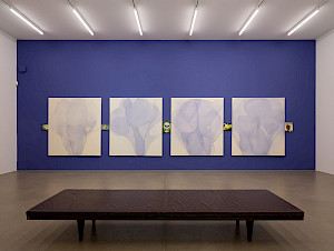 Installation view Klodin ErbCurtain falls dog barks21.9.2025 - 4.1.2026, Aargauer KunsthausPhoto: David Aebi, Burgdorf