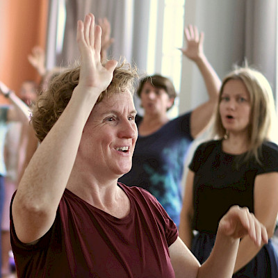 Introductory course in yodelling